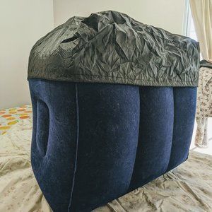 Inflatable Travel Foot Rest Pillow, Like New, Perfect for kids, easy to pack